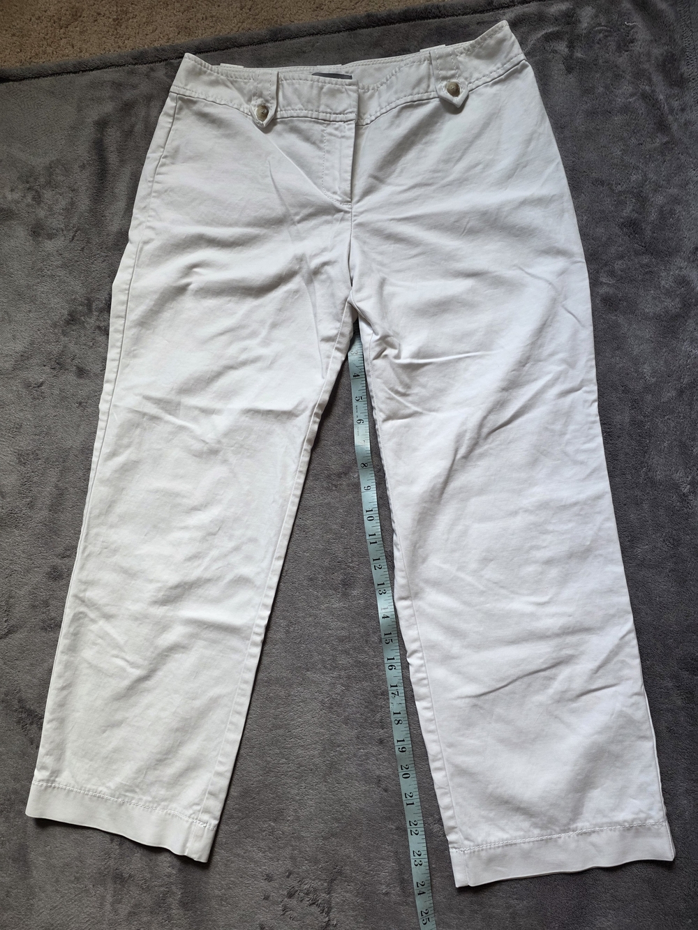 Ann Taylor Signature Fit Cropped Pants